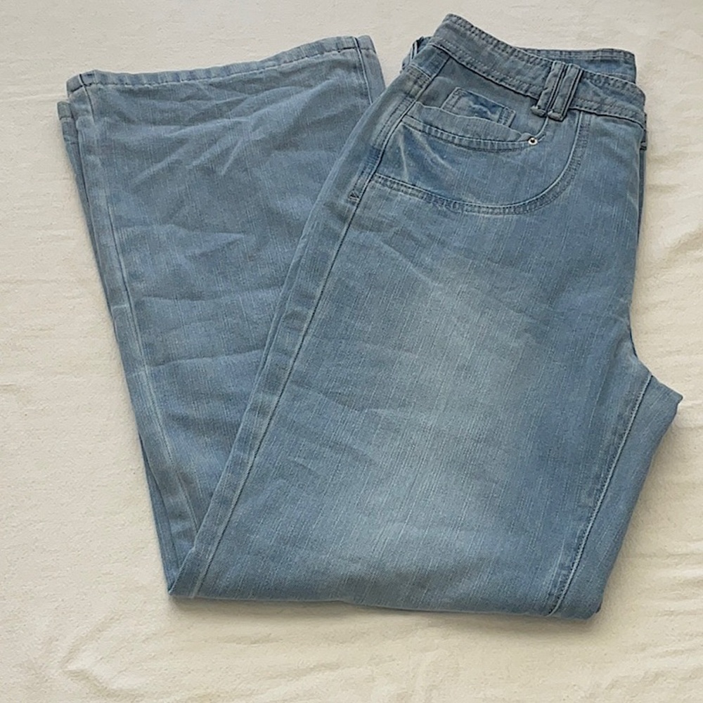 Gilipur Light Blue Jeans Size L Waist 30” Inseam 31” - Picture 2 of 7